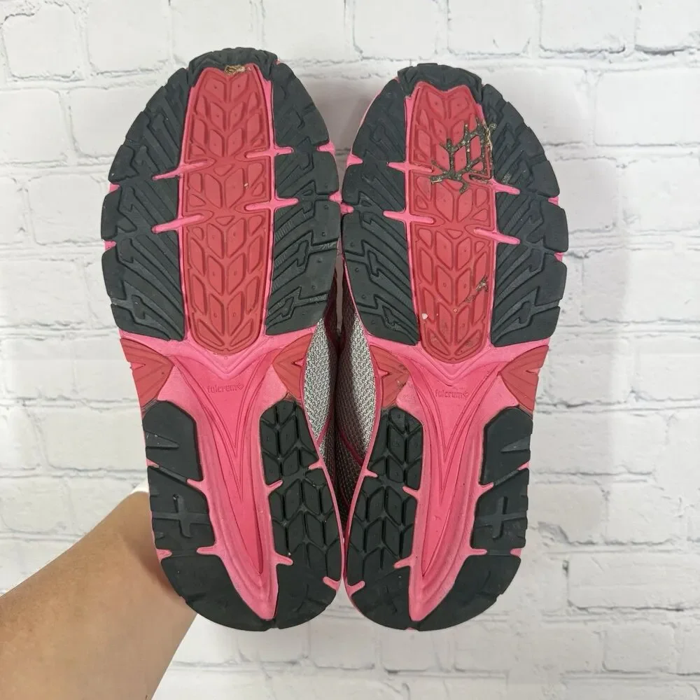 Karhu Fast4 Womens 8.5 Pink Gray Fulcrum Running Shoes F200091 Retro Sneakers